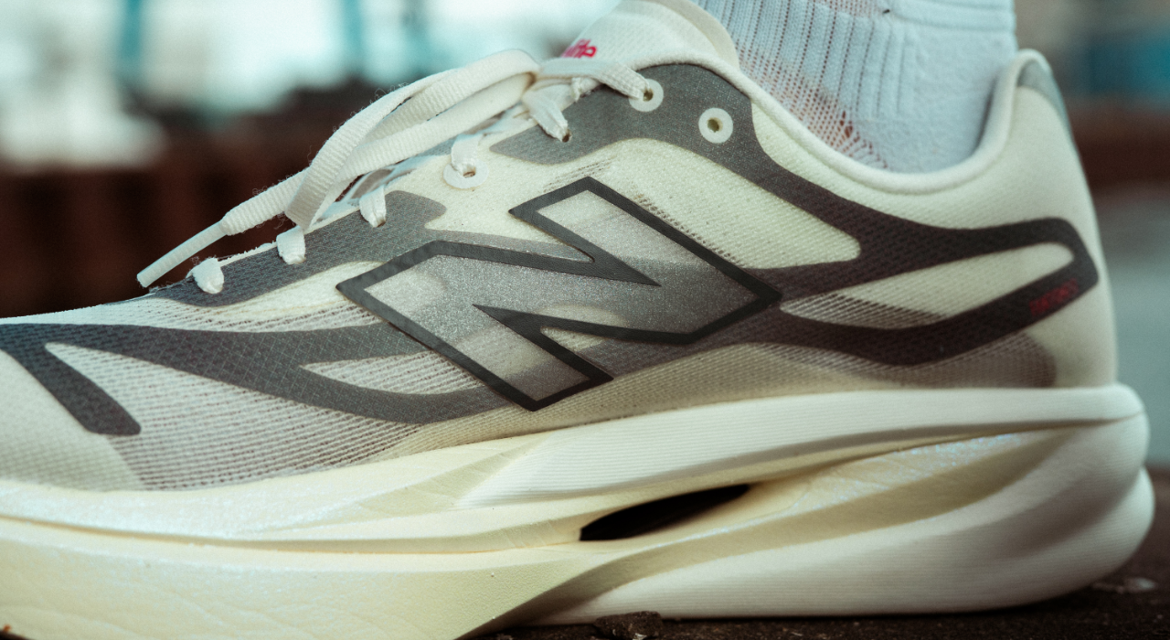 New Balance FuelCell SuperComp Elite v6