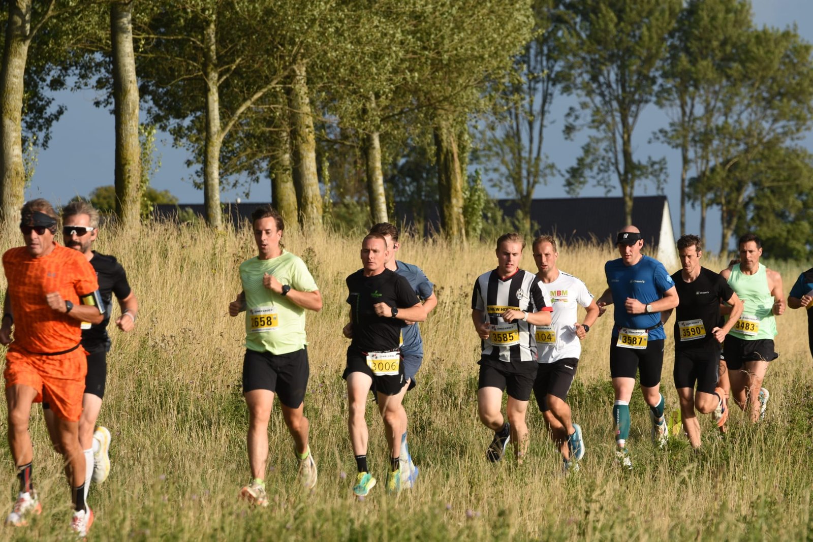 Zomerloop Groede 2025: Pittig parcours, sterke prestaties